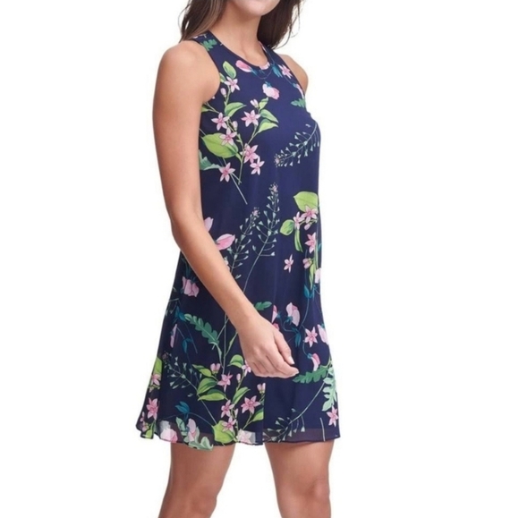 Tommy Hilfiger Dresses & Skirts - Tommy Hilfiger Navy Floral Mini Dress – Size 6